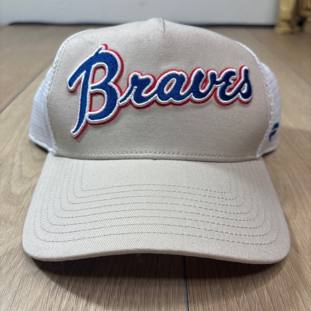 Atlanta Braves Fanatics Cooperstown Collection Trucker Hat Cream White Snapback